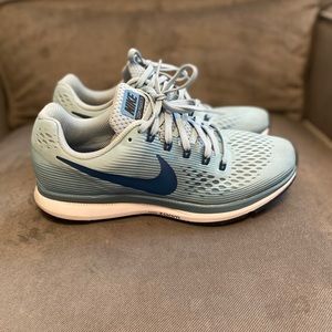 Women’s Nike running shoes
